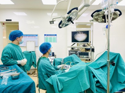 PT nội soi tuyến tiền liệt 1
